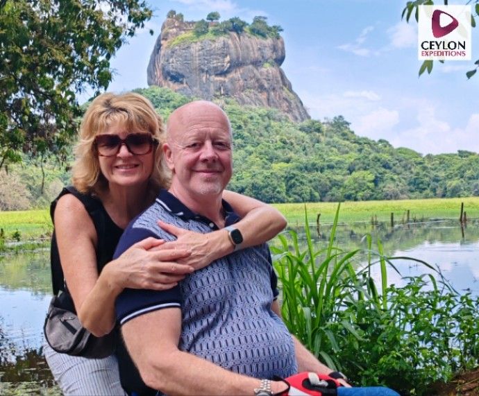 couple-near-sigiriya-rock-fortress-ceylon-expeditions-travels-sri-lanka