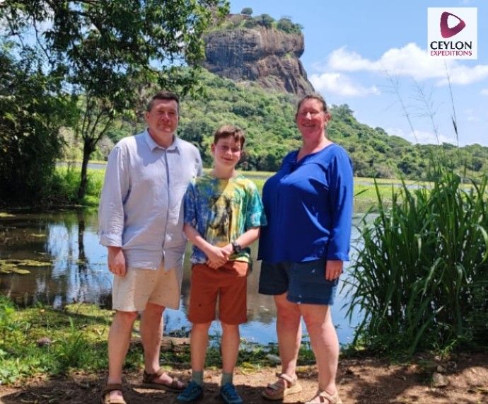 family-near-sigiriya-ceylon-expeditions-sri-lanka