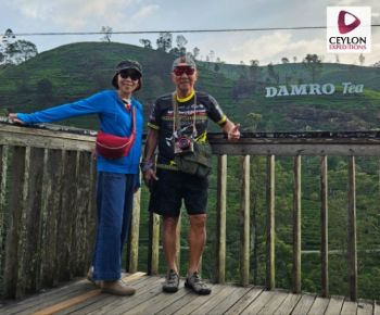 couple-at-damro-tea-factory-view-point-sri-lanka-ceylon-expeditions