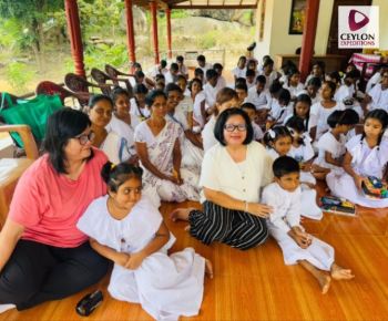 bana-preaching-buddhist-pilgrimage-tour-ceylon-expeditions-travels